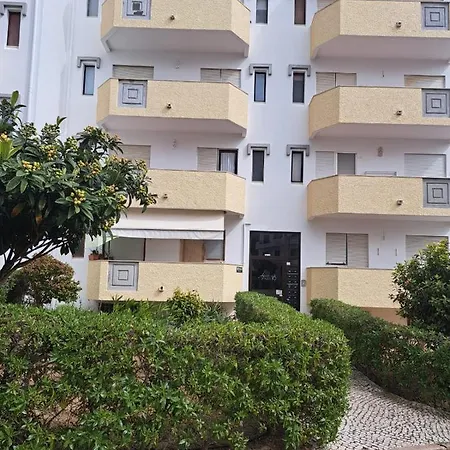 Shared Apartment In Olhos De Agua Lejlighed *